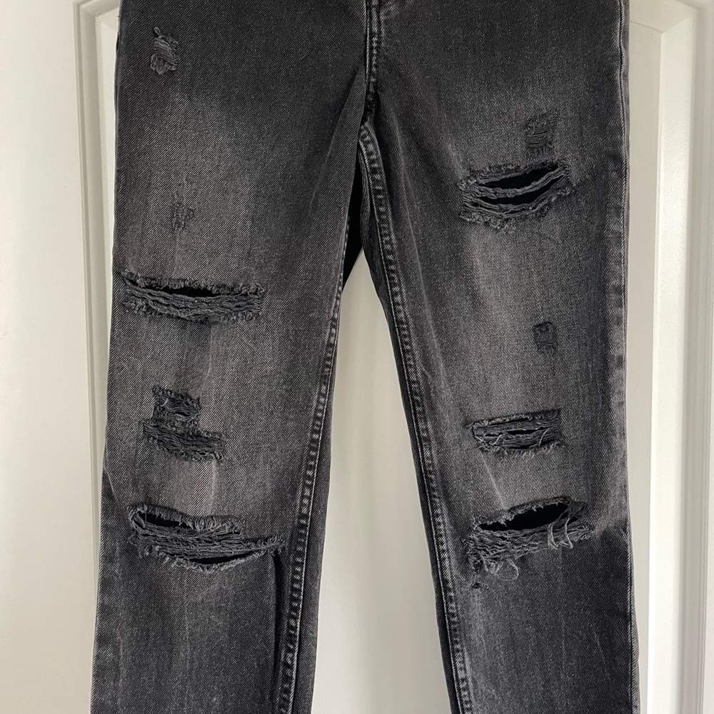 H&M High Rise Distressed Jean - 2 - Picture 2 of 5